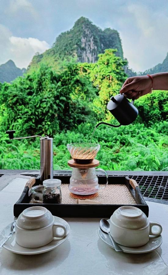 Отель Bridge Hill Cafe Glamping Khao Sok National Park Экстерьер фото